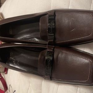 NEVER WORN Coach pumps